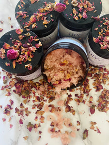 Rose Queen Scrub