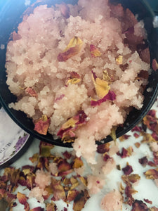 Rose Queen Scrub